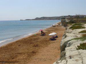 Beaches by boat Megas Lakos
